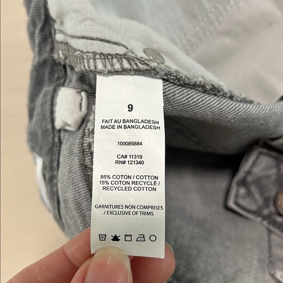 Garage Denim High Waisted Shorts. Size 29. 2” inseam. - Picture 4 of 4